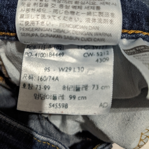 Levi's - Picture 5 of 7